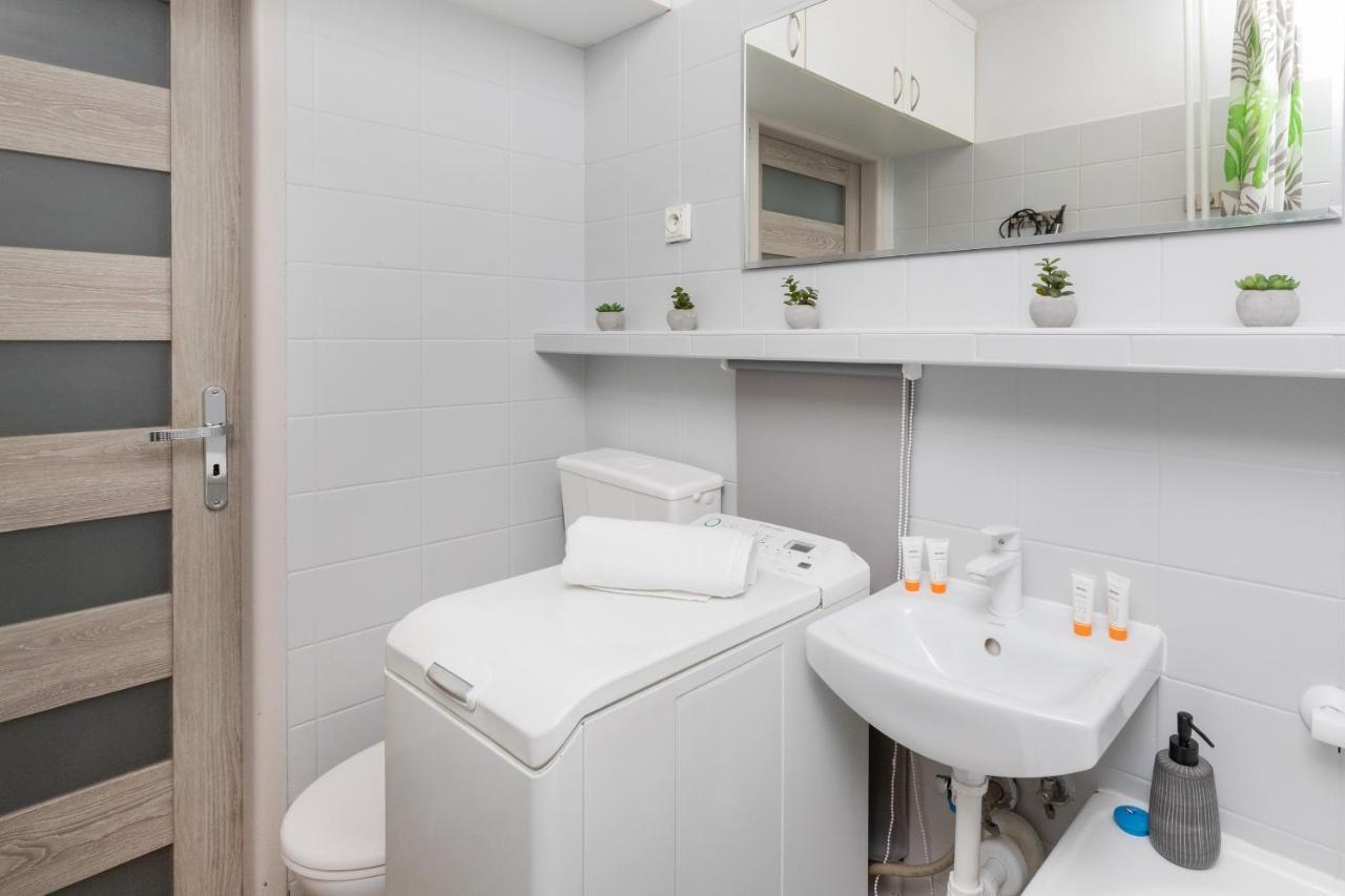 Seaview Apartment Gdansk Przymorze By Noclegi Renters Luaran gambar